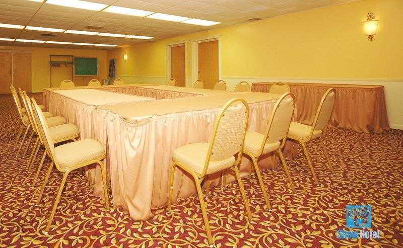 Econo Lodge Квакертаун Зручності фото