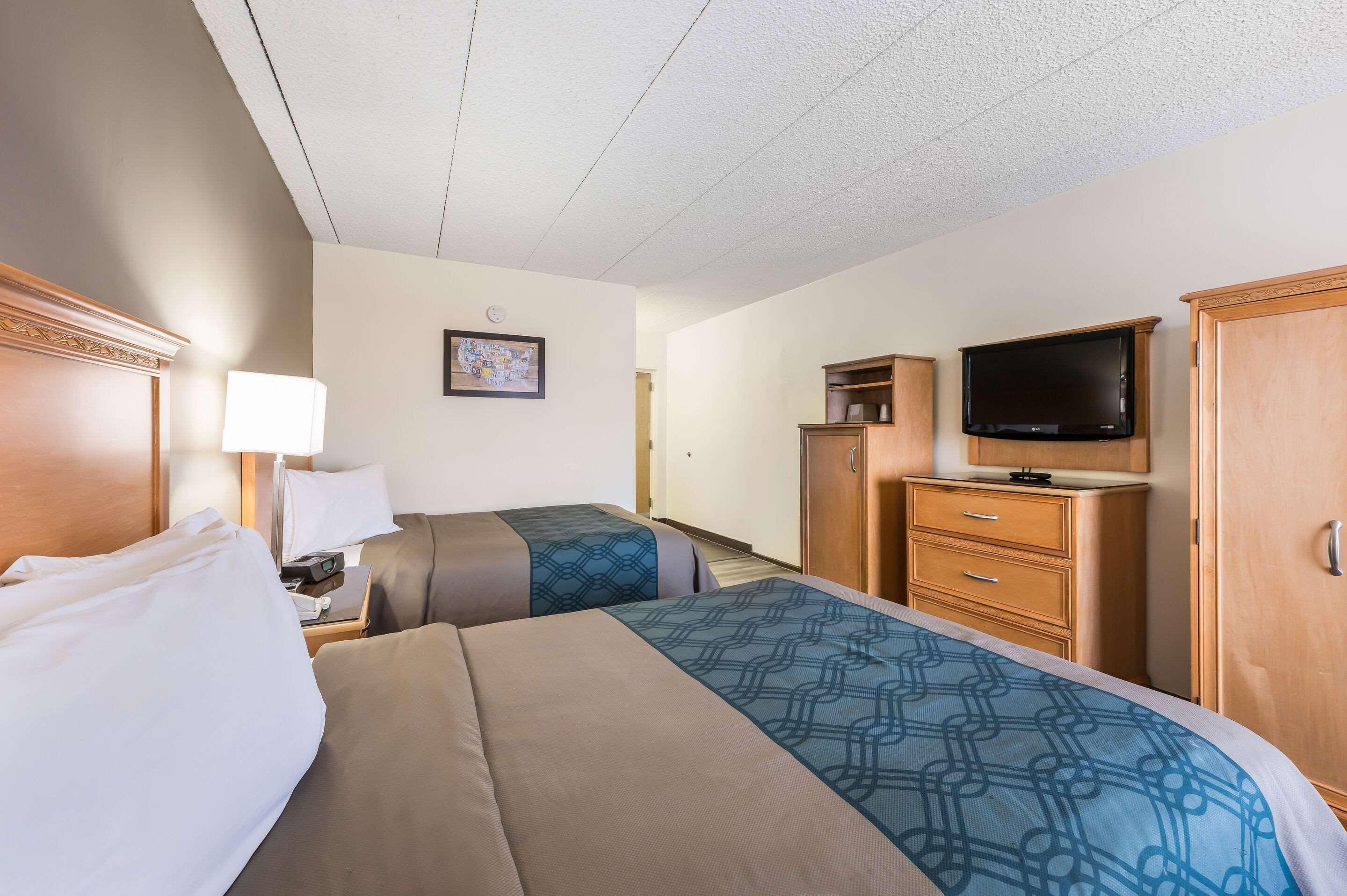 Econo Lodge Квакертаун Екстер'єр фото