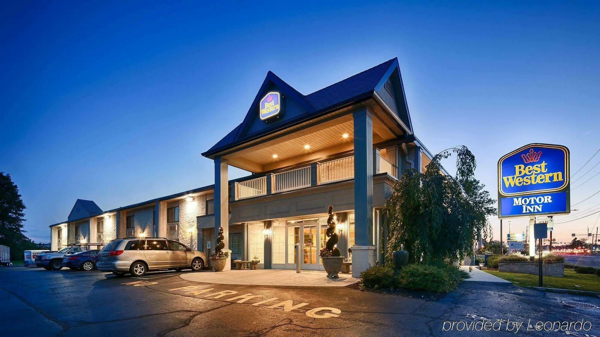Econo Lodge Квакертаун Екстер'єр фото